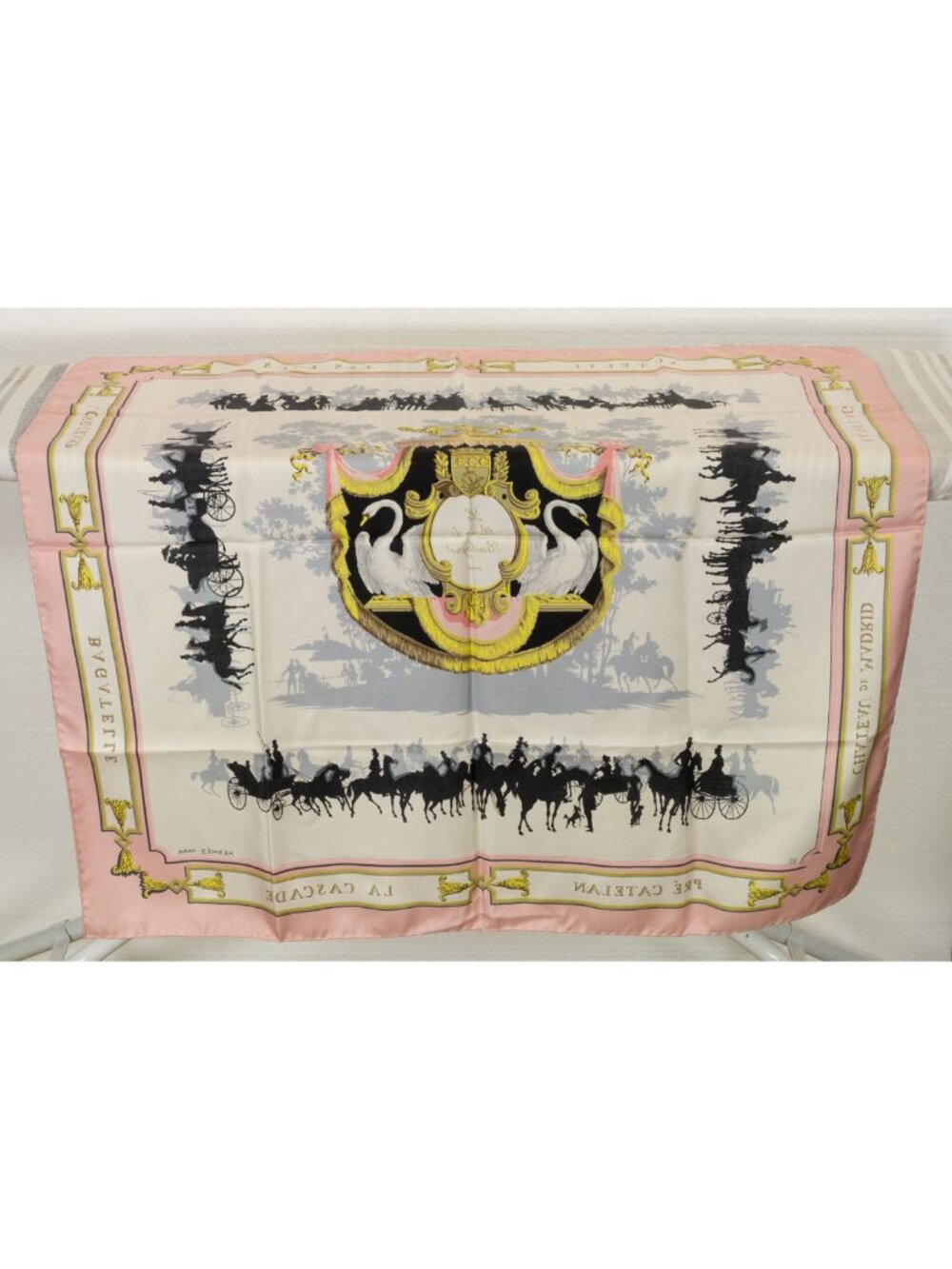 Hermes 1957 Rare "Le Bois De Boulogne" Silk Twill Carré Scarf by Hugo Grygkar - Picture 9 of 9